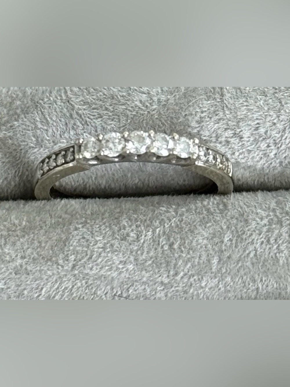 RARE Custom 14K White Gold 13 Diamond Estate Ring Size 7 Pavé Wedding Band - Picture 4 of 9